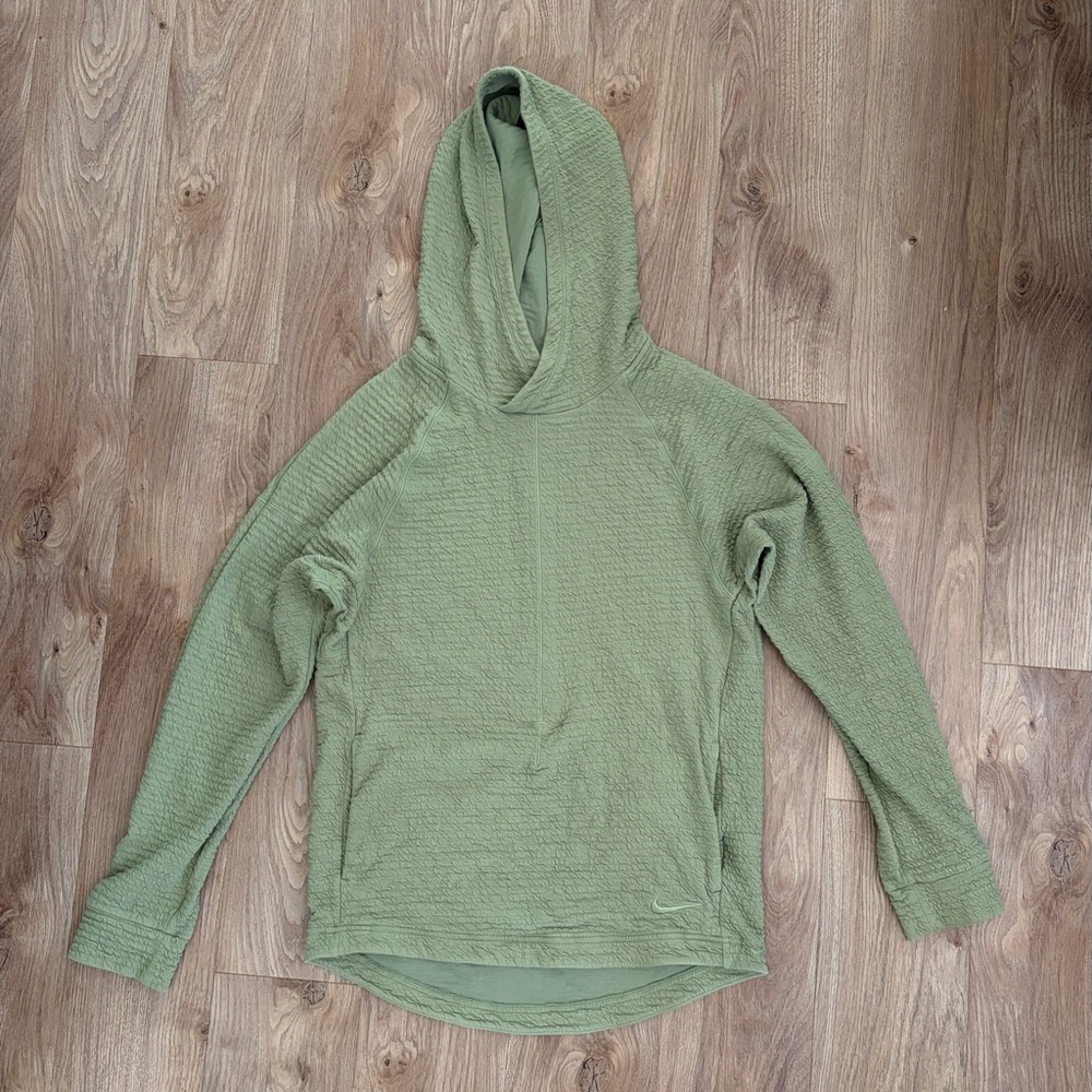 Nike Yoga Olive Green Dri-FIT Performance Tee Women’s Size Small Great Condition